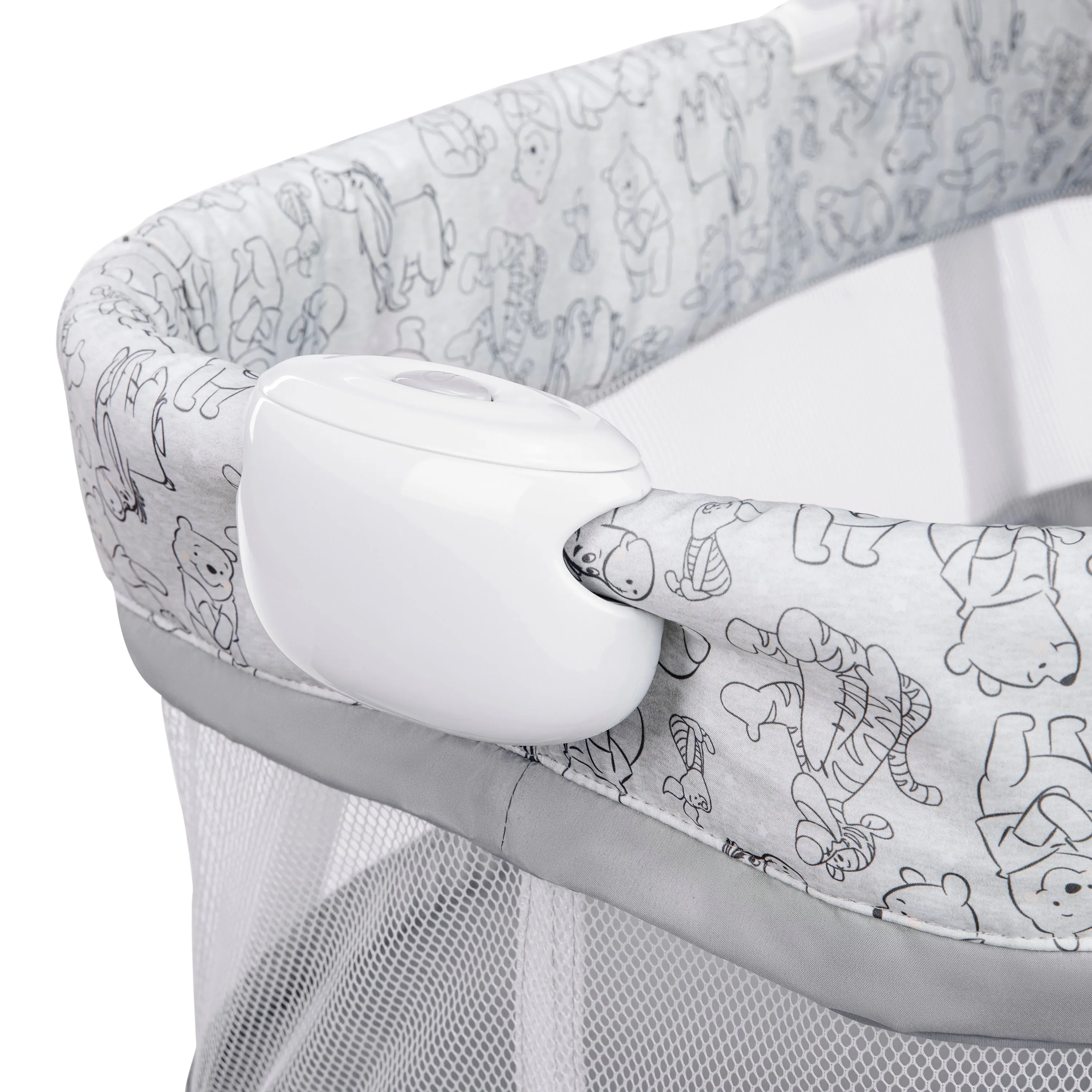 Bright Starts Disney Baby Winnie the Pooh Soothing Baby Bassinet